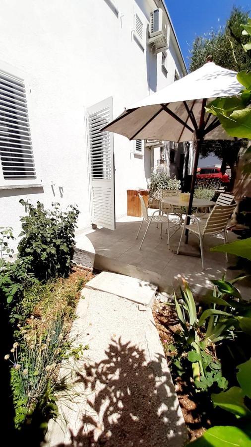 Apartman Ivan วีร์ ภายนอก รูปภาพ